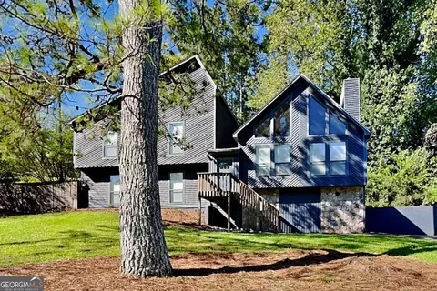 570 Charing Cross Dr, Marietta, GA 30066