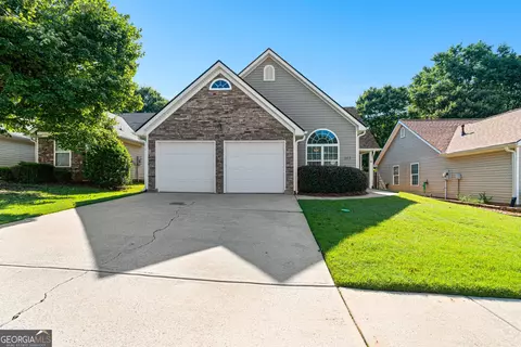 523 Hunterian Pl, Newnan, GA 30265