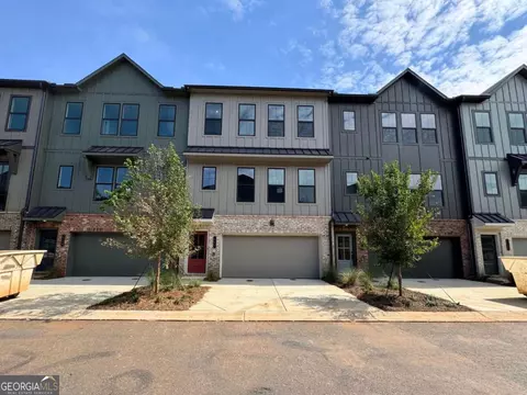 625 Firefly Cir #36, Alpharetta, GA 30009