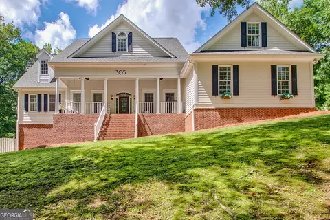 305 Postwood Dr, Fayetteville, GA 30215