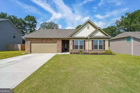 516 Mcginnis Cir, Calhoun, GA 30701