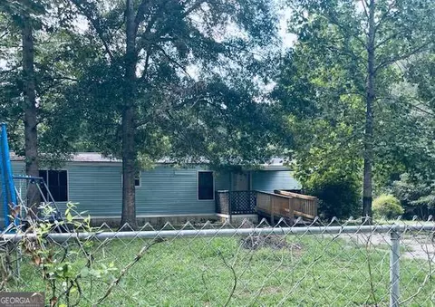 183 Possum Point Dr, Eatonton, GA 31024