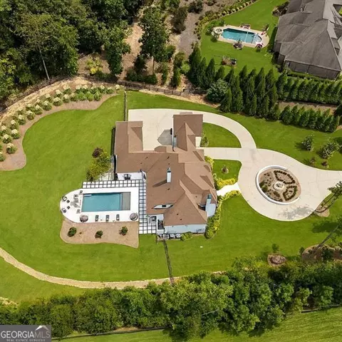 2242 Shoal Creek Rd, Buford, GA 30518