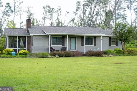 371 Burketts Ferry Rd, Hazlehurst, GA 31539