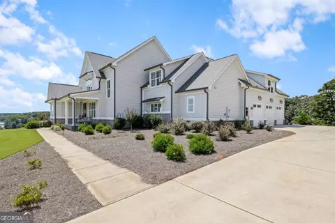 Exterior - 815 N Hampton Way, Monroe, GA 30656 photo 3 of 17