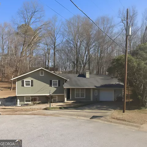 4450 Poplar Ct, Douglasville, GA 30135