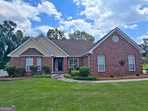 3557 Victoria Dr, Valdosta, GA 31605