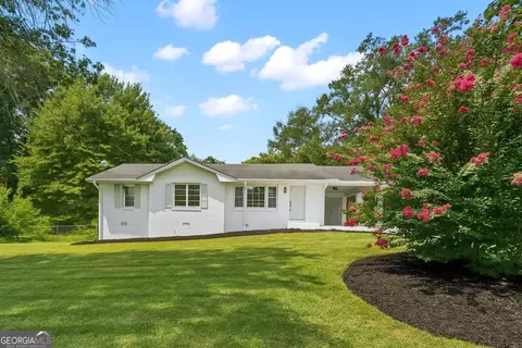 6521 Menlo Way, Rex, GA 30273