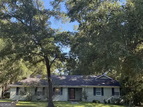505 Carriage Ln, Statesboro, GA 30458