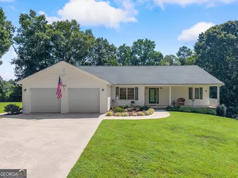 6818 George Barnes Rd, Murrayville, GA 30564
