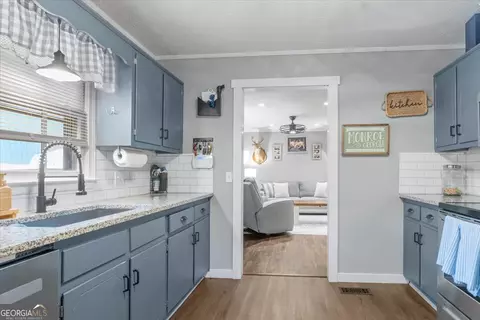 Kitchen - 1031 Blasingame Rd, Monroe, GA 30655 photo 2 of 2