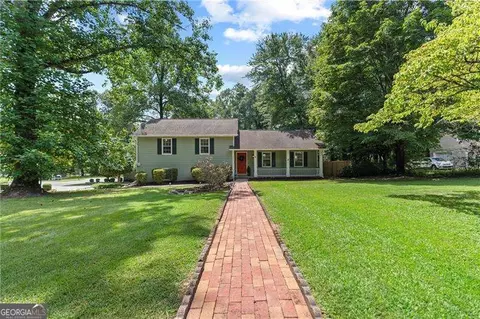 2673 Altony Dr SW, Marietta, GA 30064