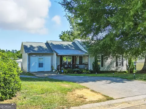 120 Fieldcrest Dr SE, Calhoun, GA 30701