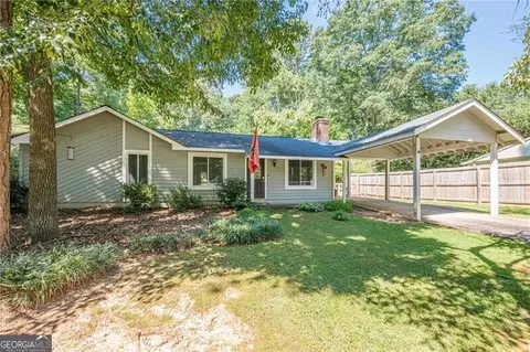 407 Jon Scott Dr, Alpharetta, GA 30009