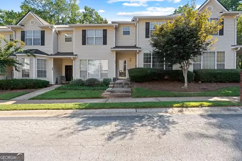 380 Brentwood Dr, Newnan, GA 30263