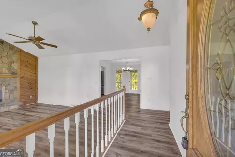Entry Way - 248 Hagood Dr, Toccoa, GA 30577 photo 2 of 6