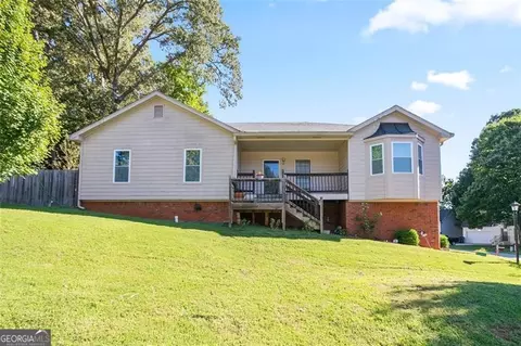 2720 Treehouse Ln, Lawrenceville, GA 30044