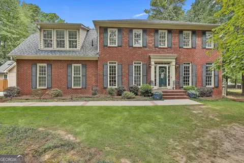 202 Savannah Walk, Peachtree City, GA 30269