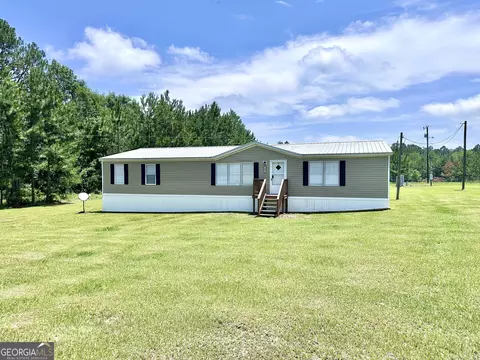 802 Alberta Willie Robinson, Claxton, GA 30417