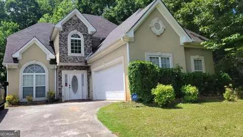 25 Shady Oaks Trl, Covington, GA 30016
