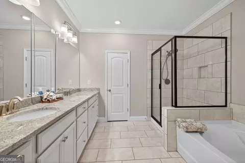 Bath - 3536 Hardy St, Duluth, GA 30096 photo 1 of 3