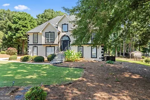 Exterior - 702 Euel Dr, Mcdonough, GA 30252 photo 2 of 9