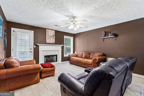 Living - 702 Euel Dr, Mcdonough, GA 30252 photo 1 of 1