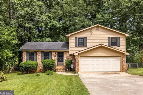 230 Carriage Cir, Stockbridge, GA 30281