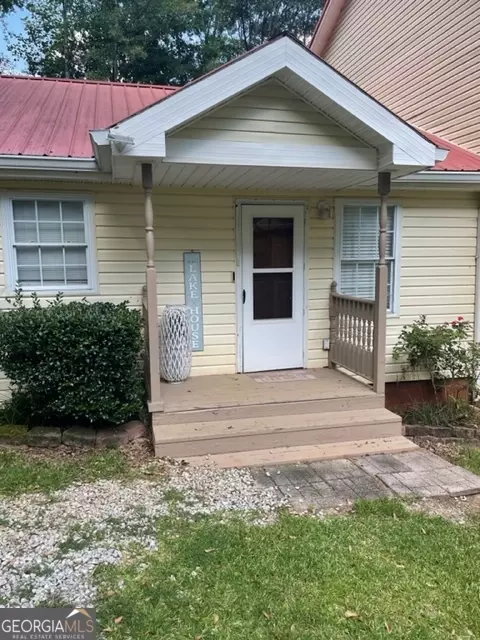 Exterior - 192 Arrow Point Rd, Jackson, GA 30233 photo 3 of 5