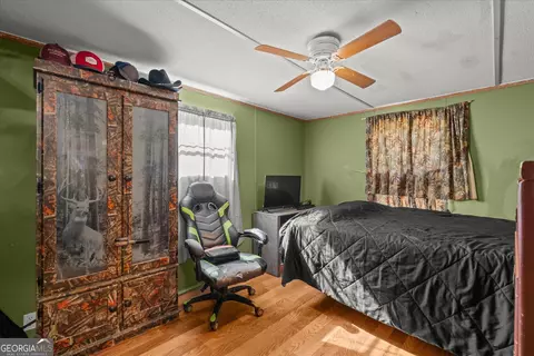 Bedroom - 29 Hickey Rd, Franklin, GA 30217 photo 3 of 4