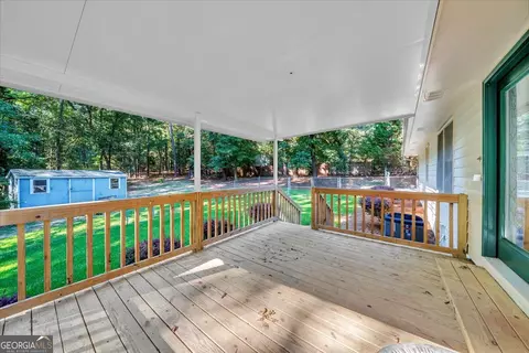 Exterior - 311 Holly Dr, Dublin, GA 31021 photo 5 of 12