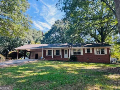 356 Shannon Way, Lawrenceville, GA 30044