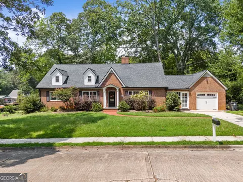 650 Blueridge Ave, Gainesville, GA 30501