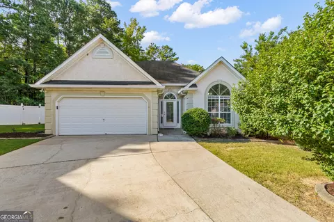 204 Shadowbrook Ct, Peachtree City, GA 30269