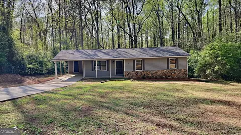 130 Fairview Dr, Stockbridge, GA 30281
