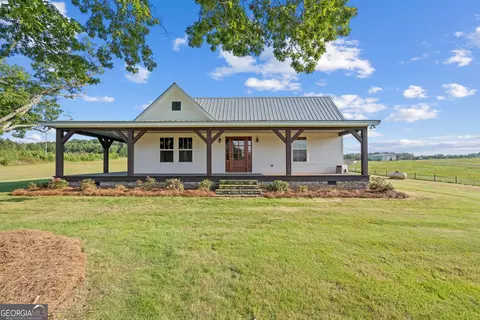 821 Antioch Rd, Franklin, GA 30217