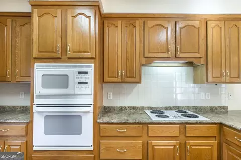 433 Willow Point Dr, Dublin, GA 31021 photo 11