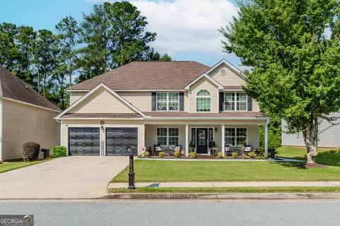 264 Millstone Dr, Hampton, GA 30228