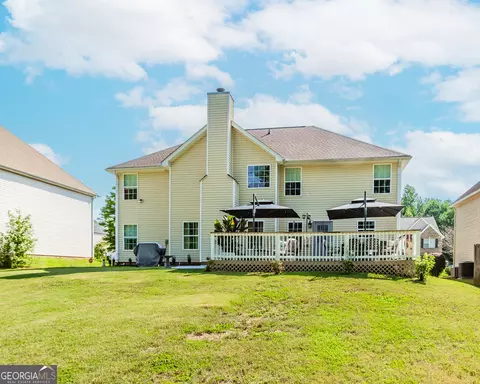 Exterior - 264 Millstone Dr, Hampton, GA 30228 photo 9 of 9