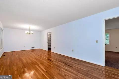 Living - 266 Short Ave, Cornelia, GA 30531 photo 8 of 9