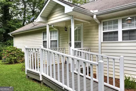 Exterior - 266 Short Ave, Cornelia, GA 30531 photo 10 of 14