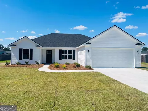 57 NW Riverside Dr, Ludowici, GA 31316