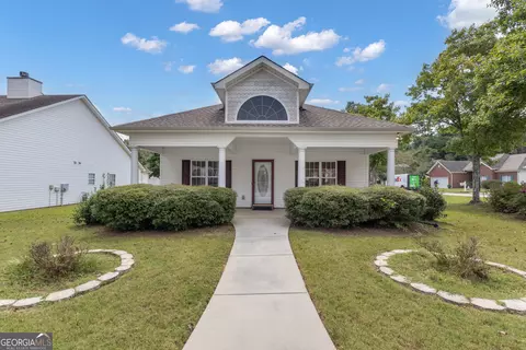 310 Autumn Glen Cir, Fayetteville, GA 30215