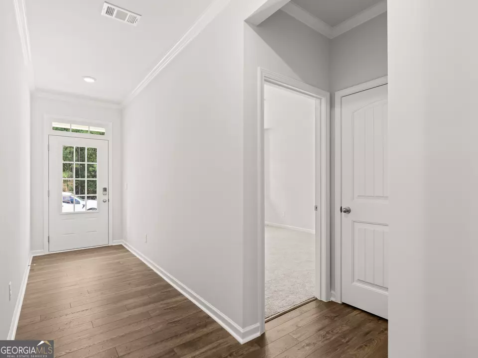 Entry Way - 141 Landsdowne Way, Cartersville, GA 30120 photo 2 of 6