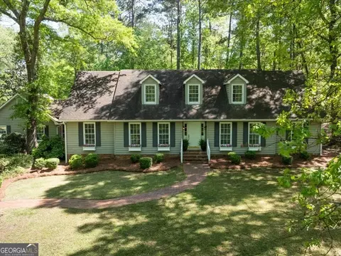 5761 Kentucky Downs Dr, Macon, GA 31210