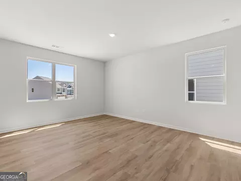 Living - 73 Rolling Meadow Trce, Jasper, GA 30143 photo 6 of 7