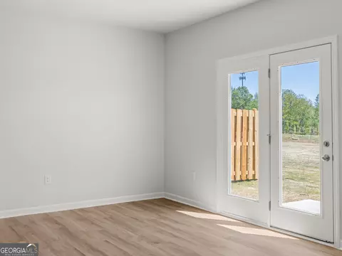 Living - 73 Rolling Meadow Trce, Jasper, GA 30143 photo 3 of 7