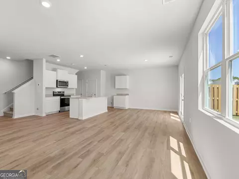 Living - 73 Rolling Meadow Trce, Jasper, GA 30143 photo 7 of 7