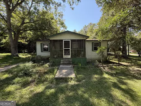 416 Abram St, Sylvania, GA 30467