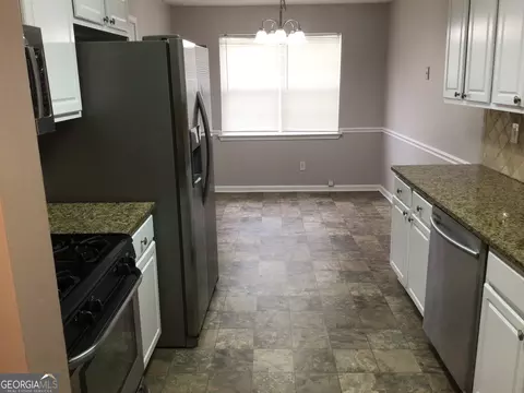 Kitchen - 1624 Graystone Dr, Hampton, GA 30228 photo 1 of 5